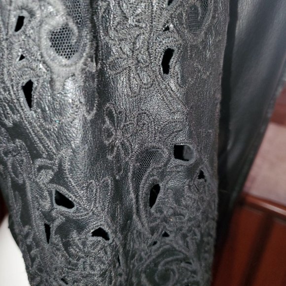 Muubaa 100% Lamb Leather Embroidered Cut-Out Moto Biker Jacket 6 - Picture 6 of 12